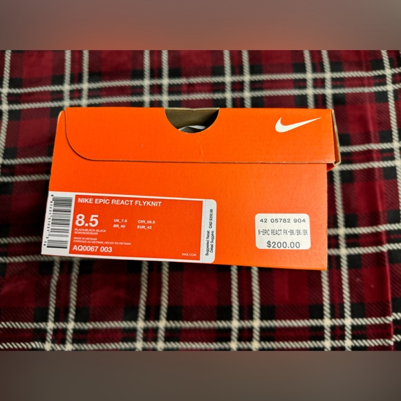Nike Epic React Flynit Orange Shoe Box - Picture 5 of 7